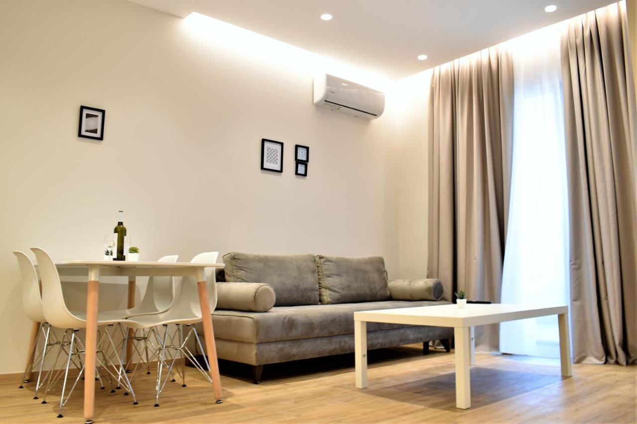 Mood Athens Luxury Apartments And Suites Exterior photo