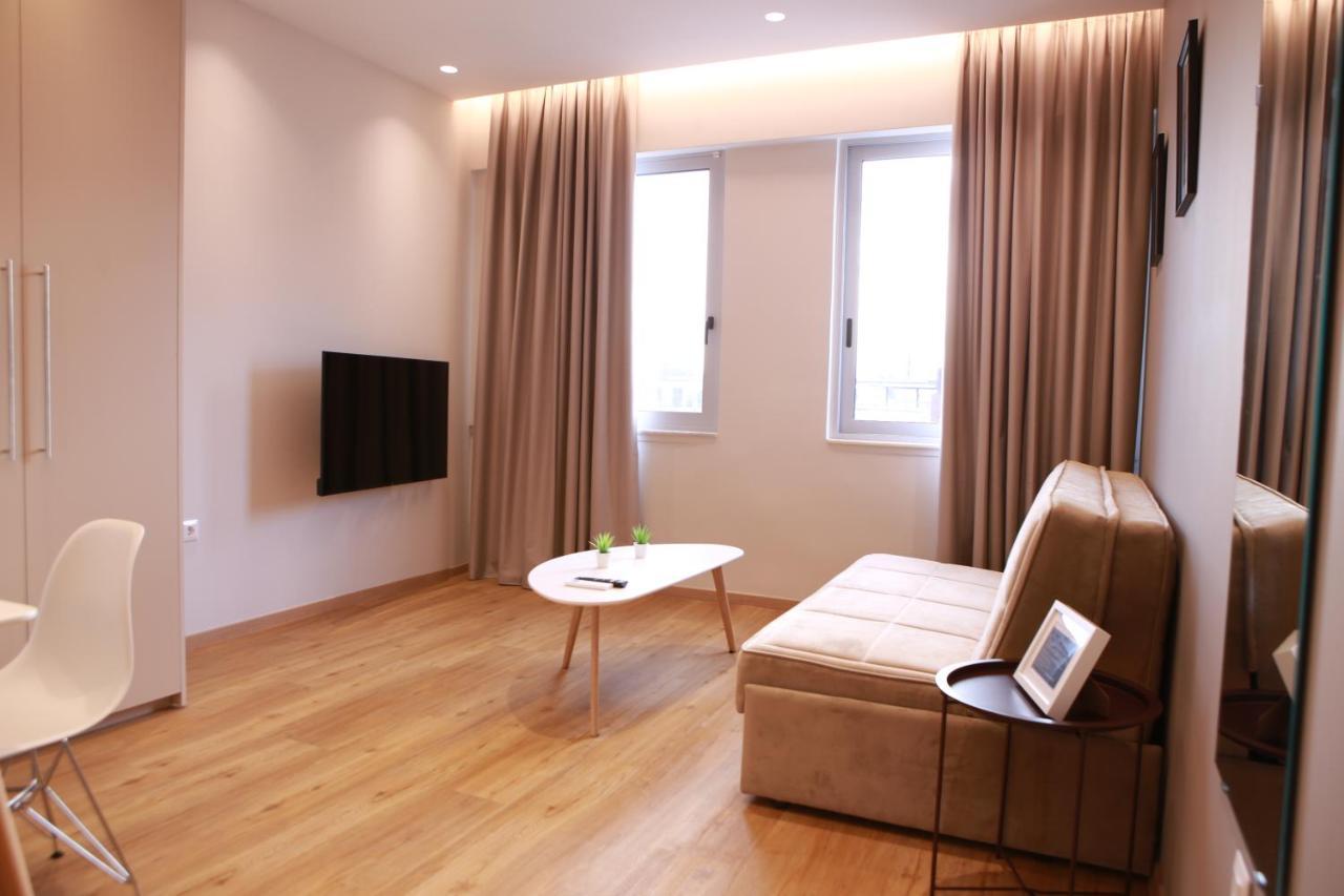 Mood Athens Luxury Apartments And Suites Exterior photo