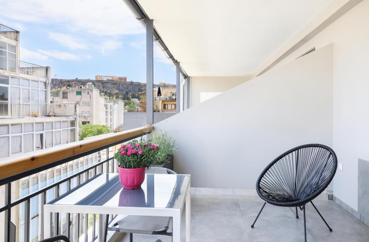 Mood Athens Luxury Apartments And Suites Exterior photo