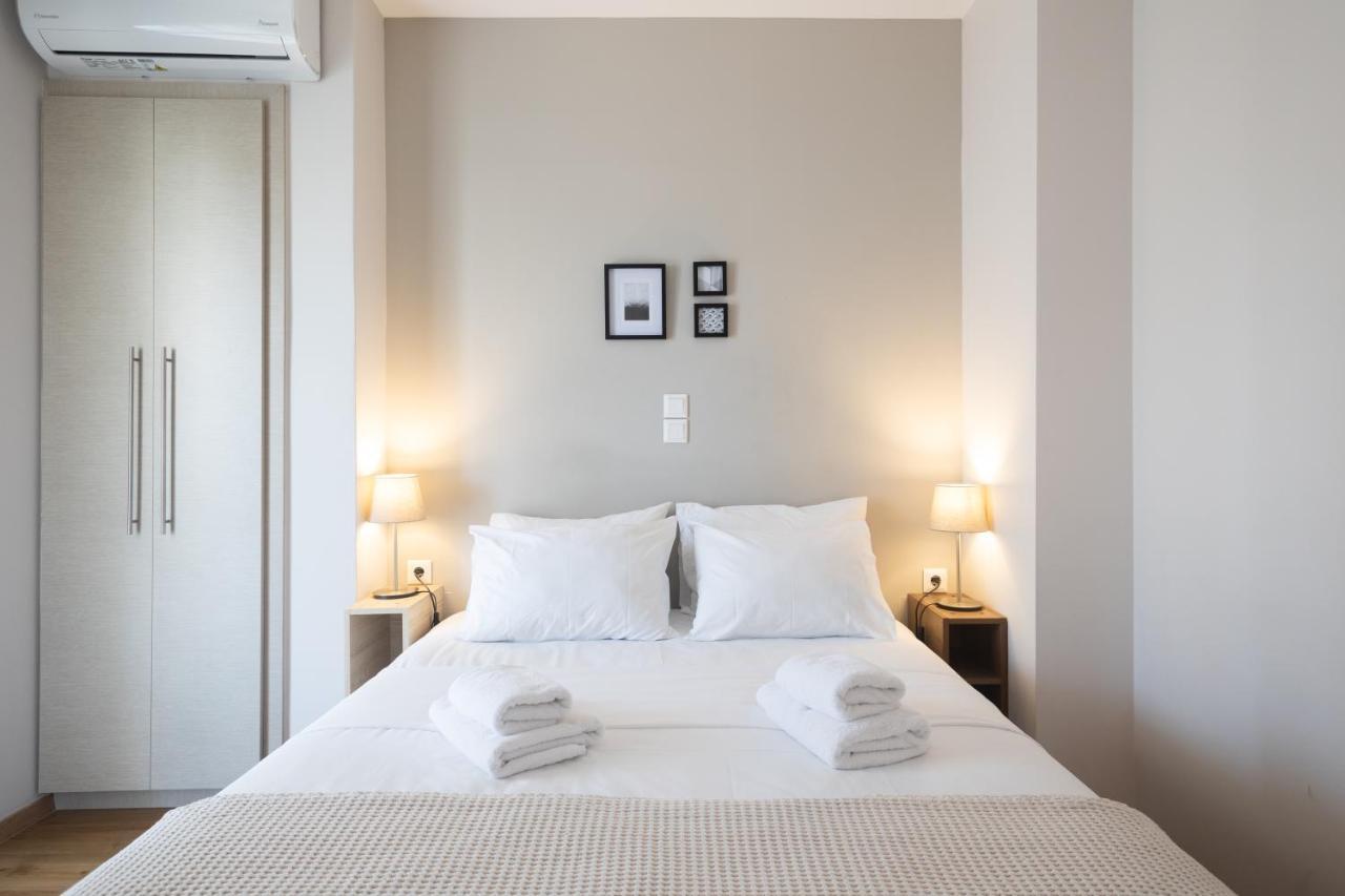 Mood Athens Luxury Apartments And Suites Exterior photo