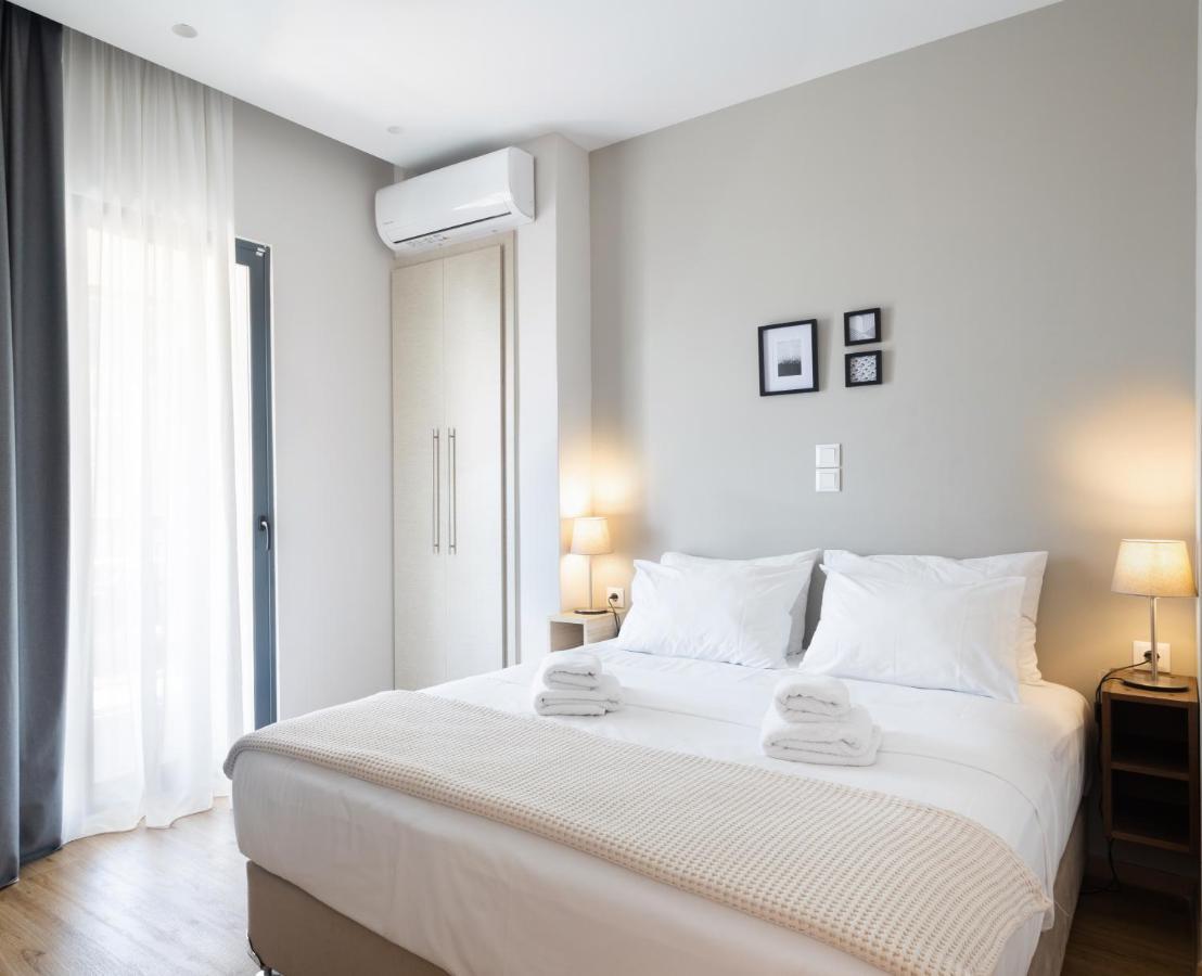 Mood Athens Luxury Apartments And Suites Exterior photo