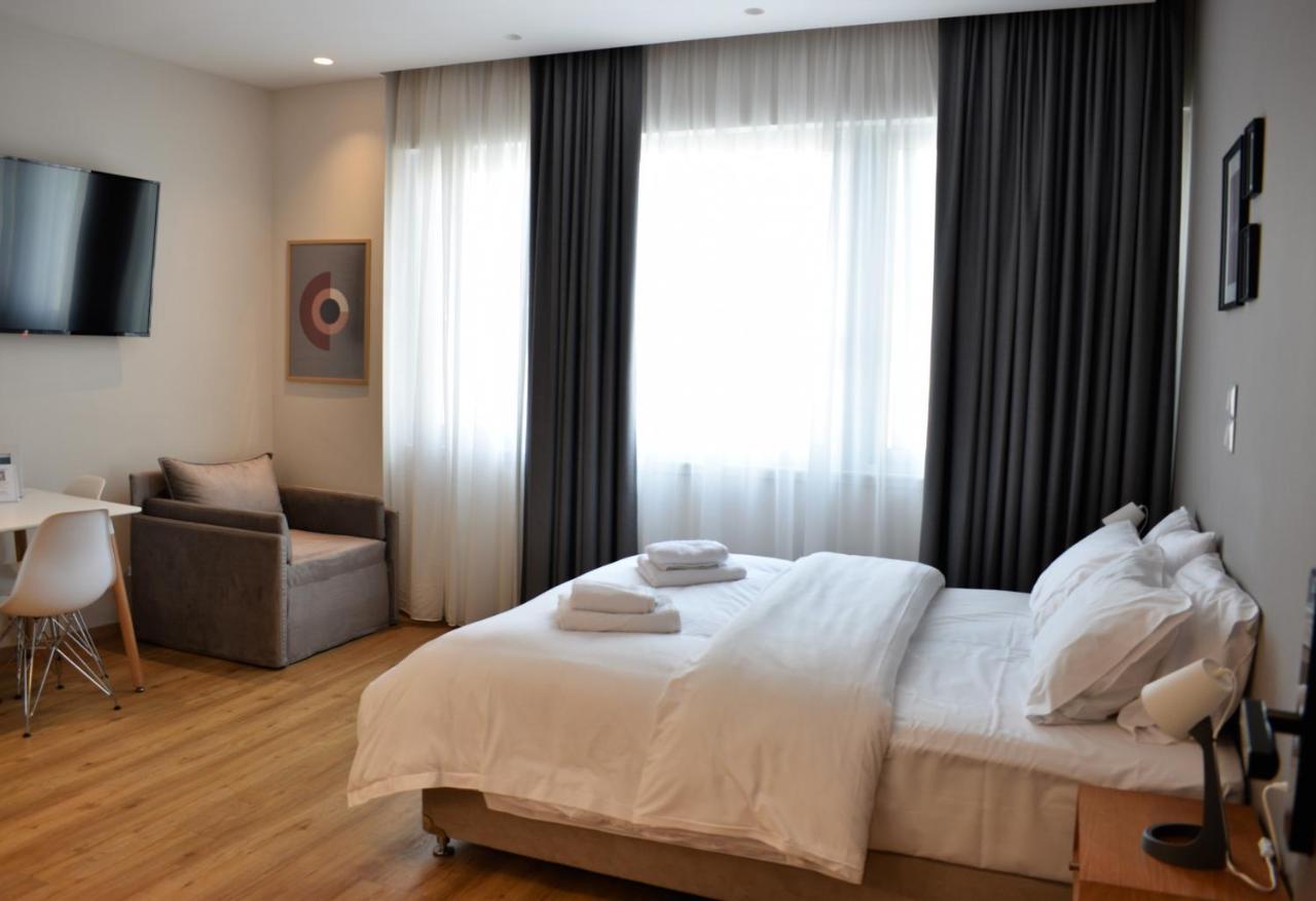 Mood Athens Luxury Apartments And Suites Exterior photo