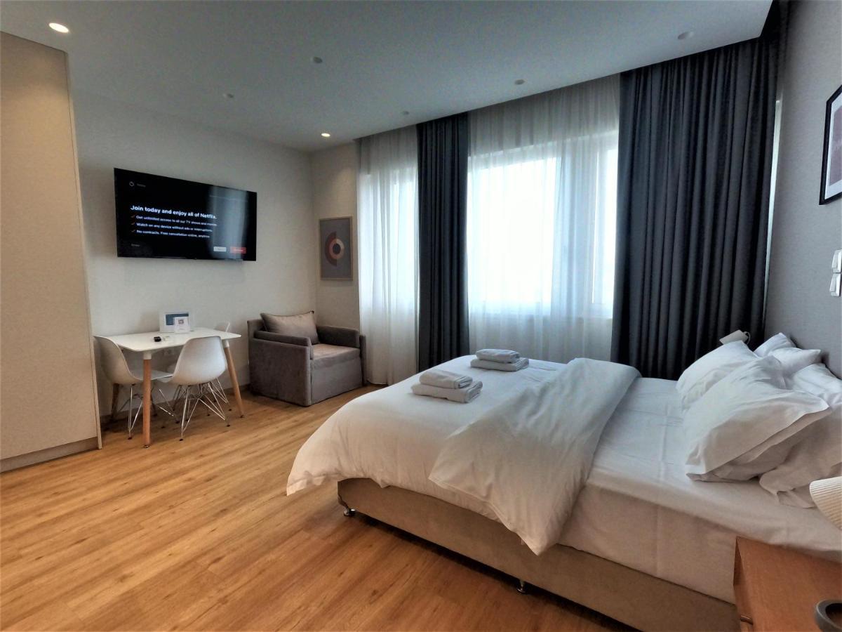 Mood Athens Luxury Apartments And Suites Exterior photo