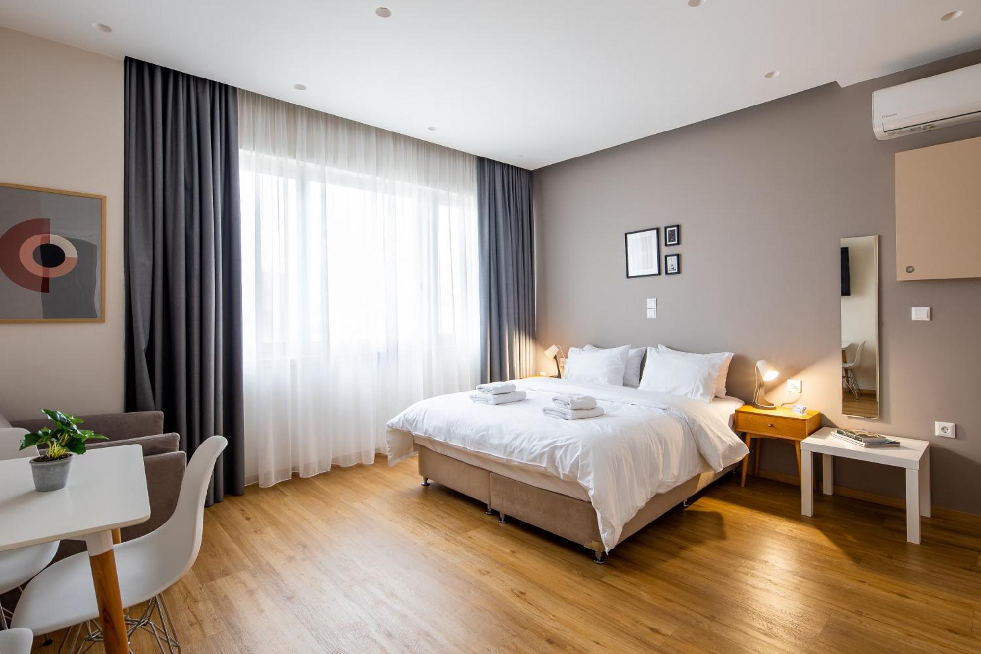 Mood Athens Luxury Apartments And Suites Exterior photo